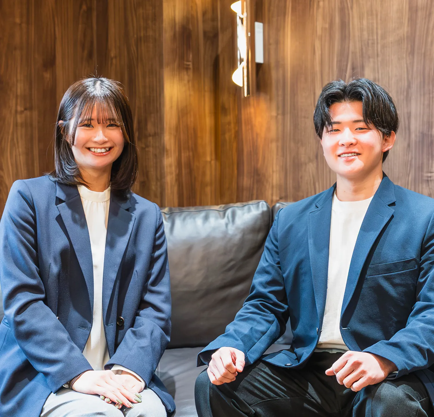 クロストーク内定者対談メインビジュアル